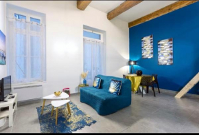 Appartement renové av mezzanine The Palm